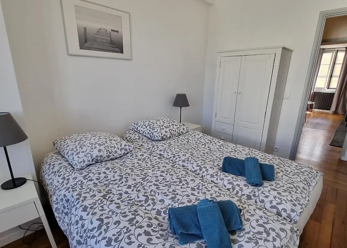 Le 16 - Chateau Apartamento Versalles